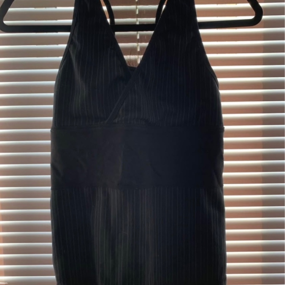 Lululemon athletic top
